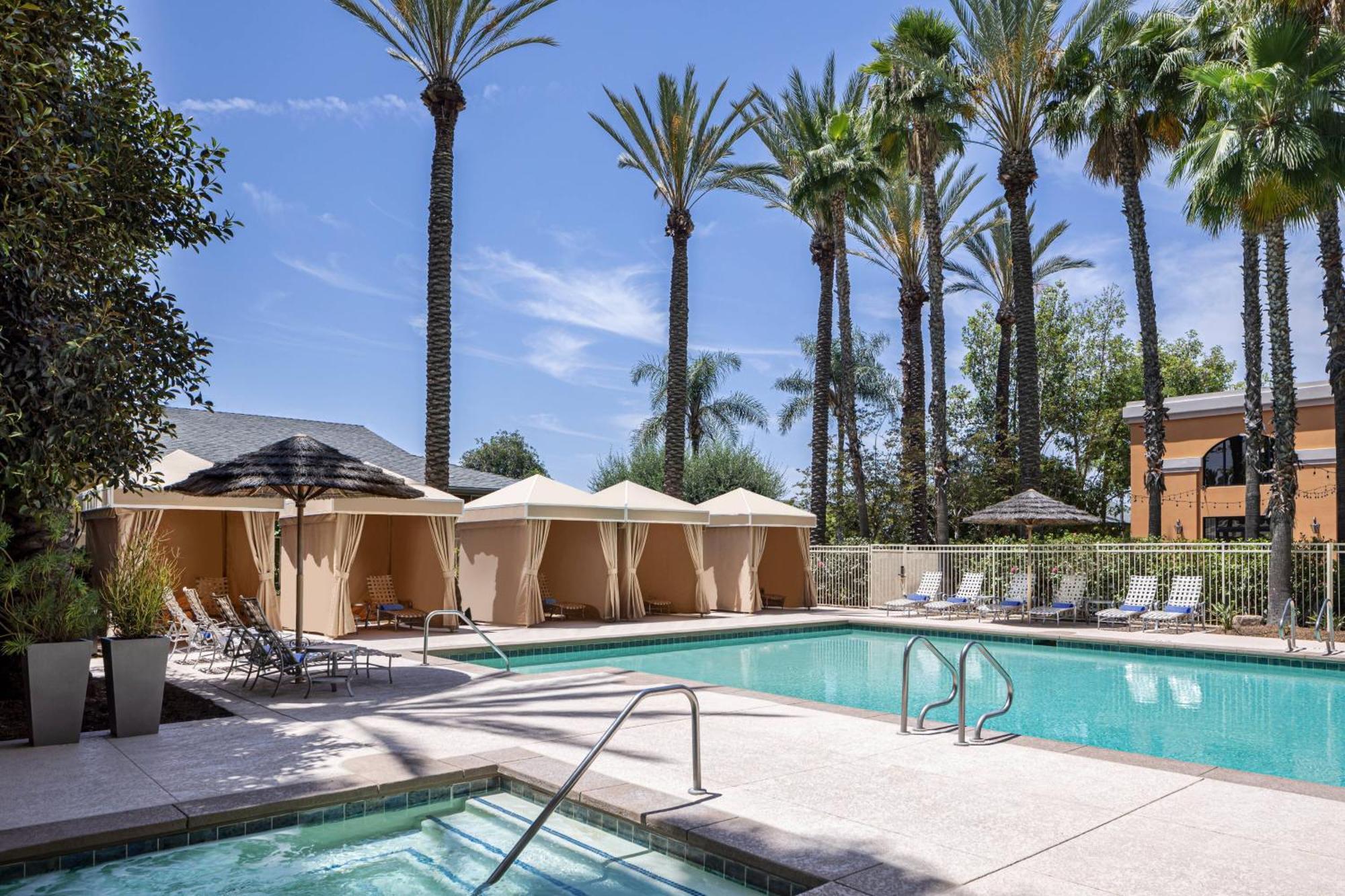 Delta Hotels By Marriott Anaheim Гардън Гроув Екстериор снимка
