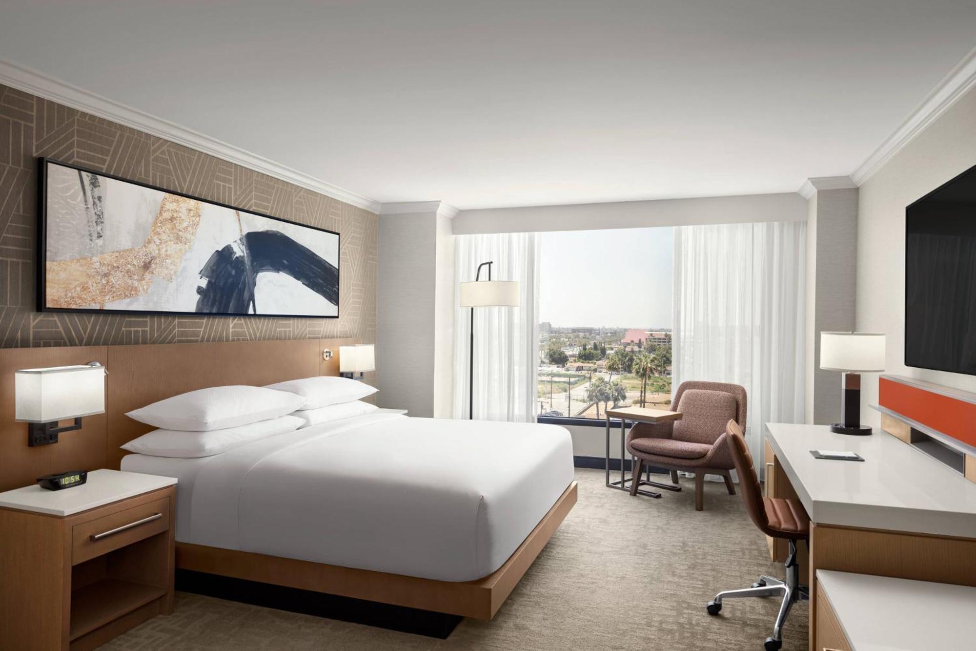 Delta Hotels By Marriott Anaheim Гардън Гроув Екстериор снимка