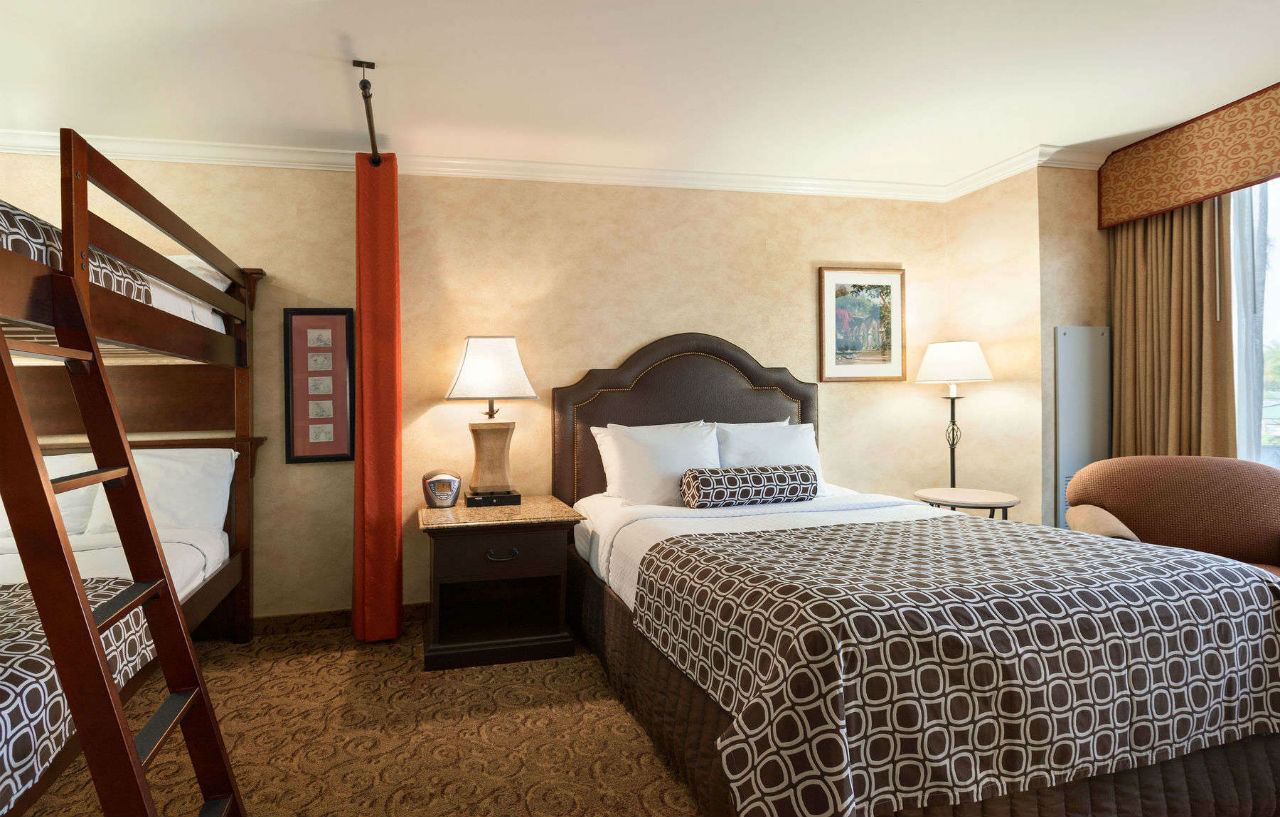 Delta Hotels By Marriott Anaheim Гардън Гроув Екстериор снимка